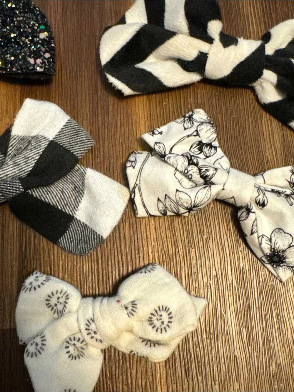 Black & White Boutique Bow Hair Set - Girls Hair Accessories Lot Bundle
